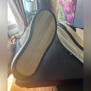 Yvette Saint Laurent low top sneakers